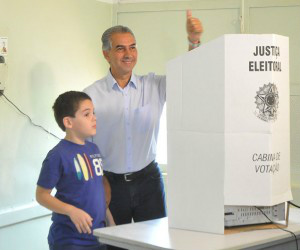 Candidato votou nesta manhã, em Campo Grande (Foto: Gerson Oliveira/Correio do Estado)