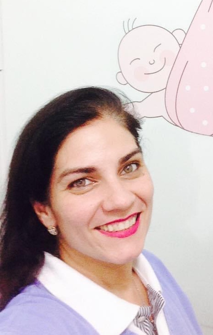 Daniele trabalhou em equipe plantonista no HRMS durante a pandemia e hoje trabalha em maternidade (Foto: Reprodução/Arquivo Pessoal)