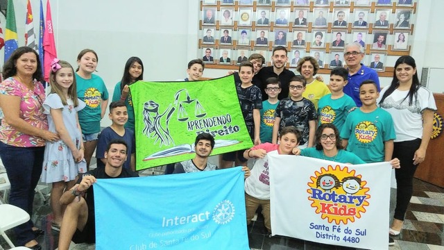 O projeto irá fortalecer um dos principais eixos do Kids, que visa desenvolver em seus membros habilidades de liderança, confiança, autoestima, independência e respeito às diferenças. Foto: Rotary Santa Fé do Sul.