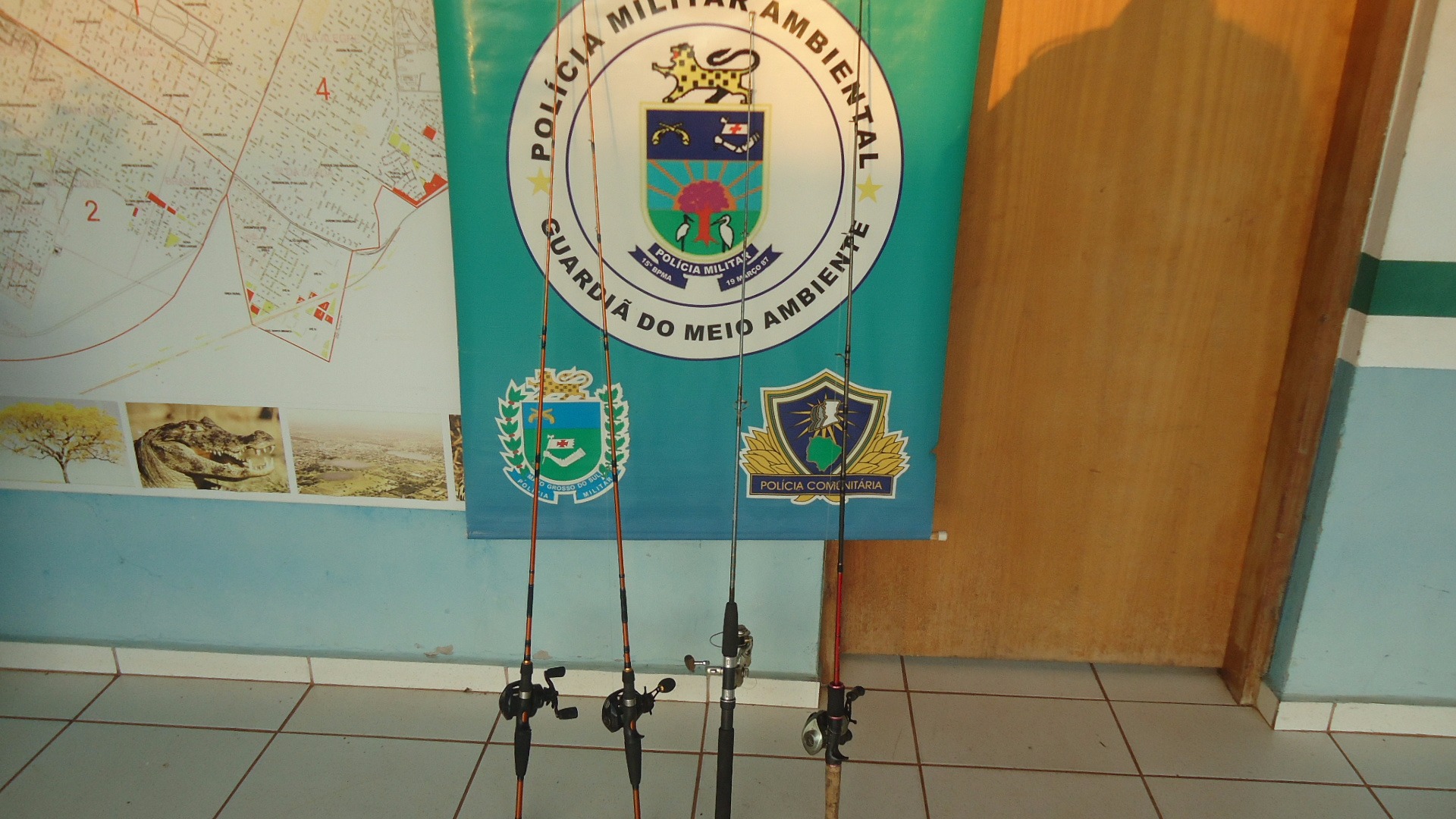 Materias apreendidos pela Polícia Ambiental.  (Foto: Assessoria de Comunicação)