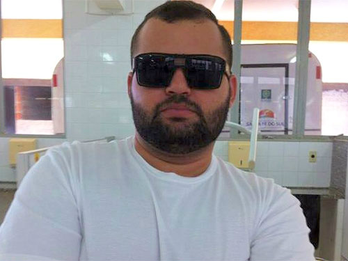 Kim Azambuja, de 23 anos, morreu após ter complicações pós-cirúrgicas dentro de ambulância