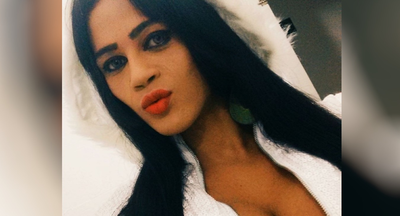 Carolline Dias, mulher transexual morta no último sábado (7) em possível crime de homofobia. Foto: Arquivo Pessoal