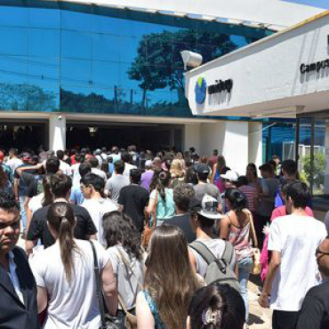 Estudantes terão que fazer redação sobre intolerância religiosa (Henrique Drobnievski)