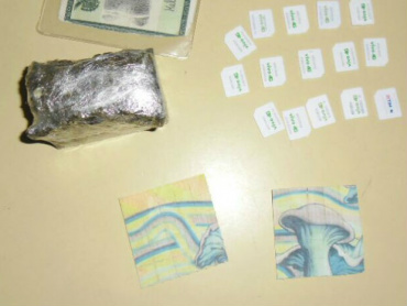 Além das drogas, grávida levava chips escondidos nas partes íntimas, segundo a polícia (Foto: Divulgação/Depen)