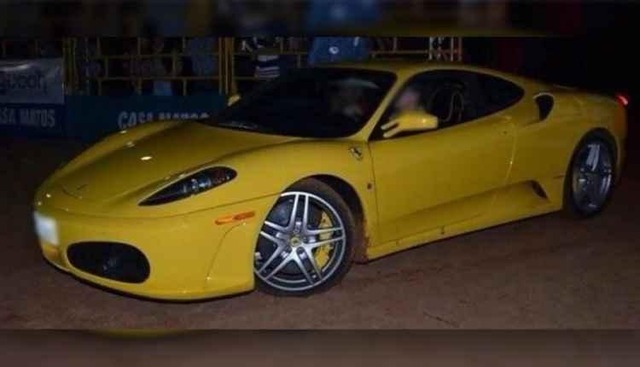 PM ostentava Ferrari em Mundo Novo - Reprodução