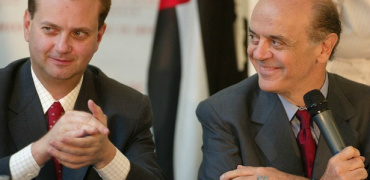 Kassab (à esq.) e Serra estão entre os ministros que mais utilizaram aviões da FAB