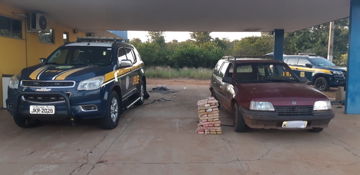PRF de Três Lagoas faz apreensão de 47 tabletes de maconha em Água Clara (MS). Foto: PRF