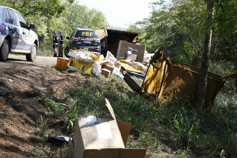 Carreta dos Correios - Foto: PC de Souza