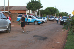 Policiais a paisana, o comandante e o delegado participaram da prisão dos meliantes - Foto: Jovem Sul News