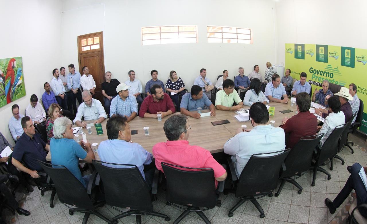 Gabinete do Interior começa por Três Lagoas e reúne lideranças do Bolsão. Foto: Governo do MS.