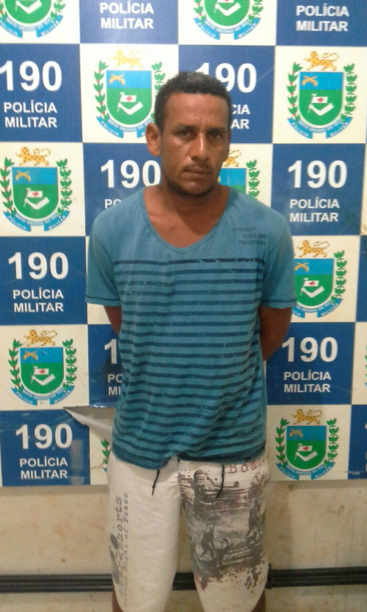 Por: Rádio caçula