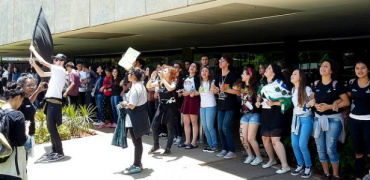 Alunos tentaram entrar no Senado durante votação da PEC do Teto na CCJ