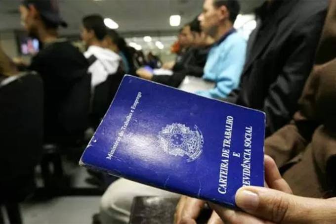Estado perdeu quase 7 mil empregos em abril, conforme o Caged. (Foto: Arquivo)