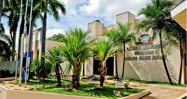 Acusação envolve a construção e ampliação da Câmara 