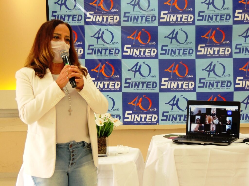 Sob a presidência de Maria Aparecida Diogo e vice-presidência de Adriana Paula Vasconcelos Medeiros, o evento foi realizado via webconferência. Foto: Sinted.