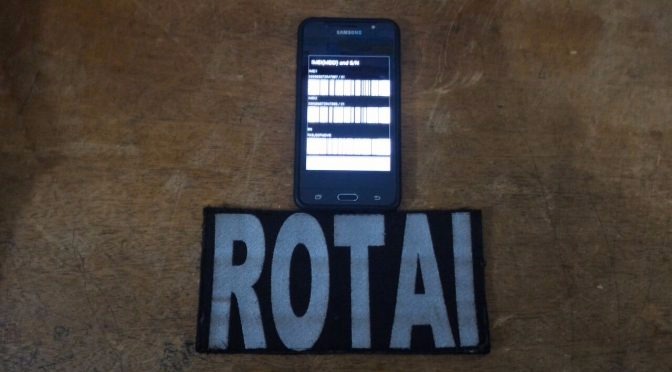 Aparelho celular apreendido pelo Rotai. (Foto: Divulgação PM)