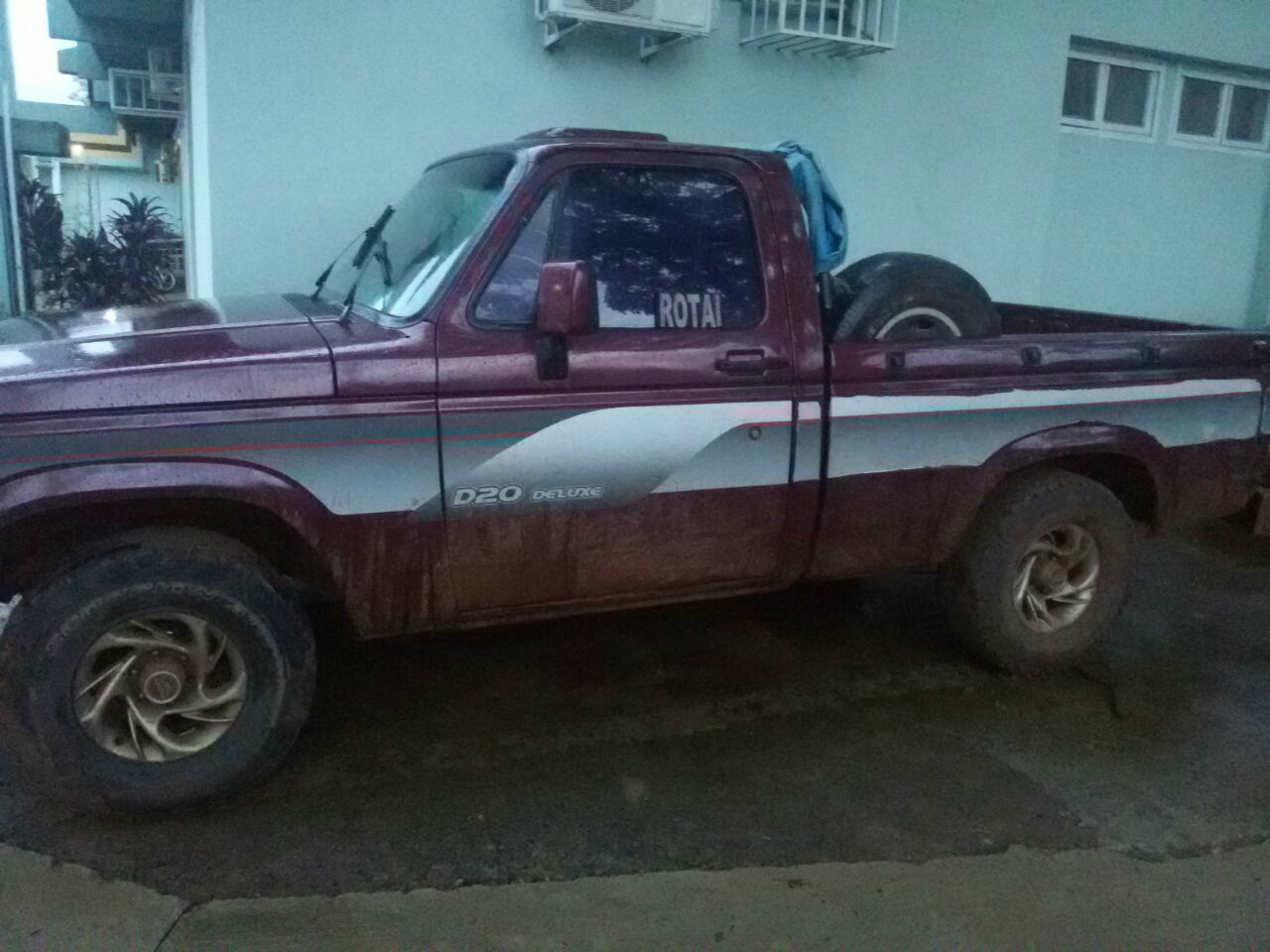 A Caminhonete foi recuperada por militares da Rotai. Foto: Divulgação PM