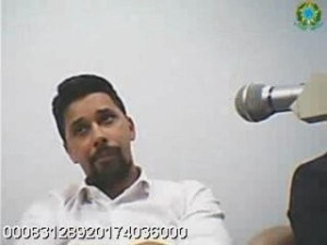 Calves durante depoimento na PF (Polícia Federal) .(Foto: Reprodução)