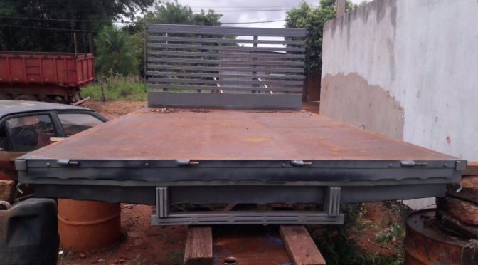 Carroceria apreendida pela PM. (Foto: Polícia Militar)