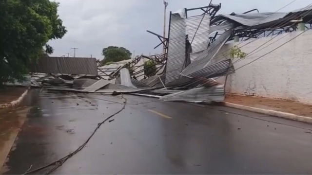 Quadra em Bataguassú MS