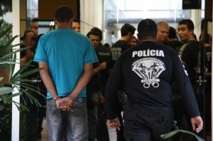 Polícia tenta conter os bandidos, mesmo assim PCC cresce no Estado (Foto: Marcos Ermínio)