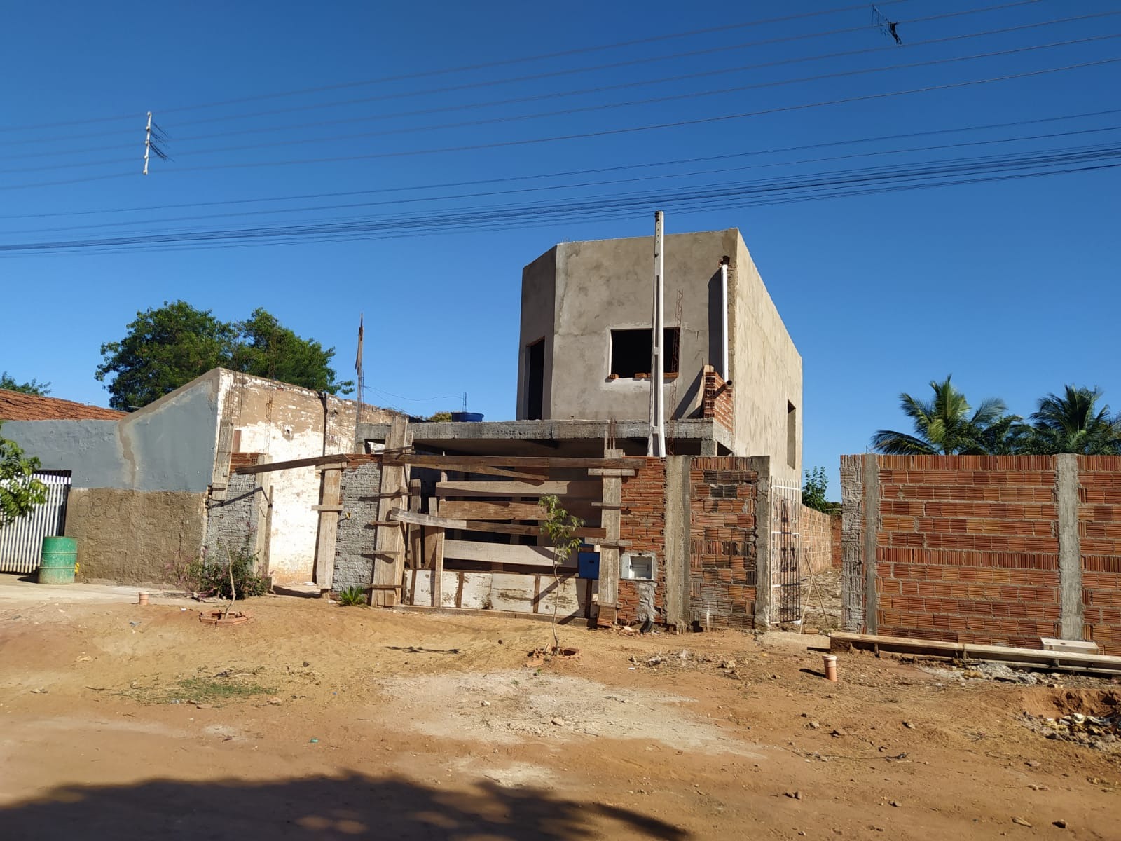 As equipes conseguiram produzir fotos e vídeos da transações ilegais e  identificaram o traficante em ação.Foto: PM/Rádio Caçula.
