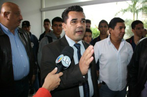 Segundo Waltemir Brito, depredação foi denunciada à Polícia. (Foto: Marcos Ermínio)