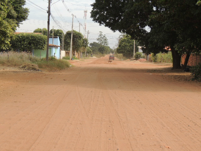 Rua Antonio Estevão Leal, bairro Jardim das Paineiras