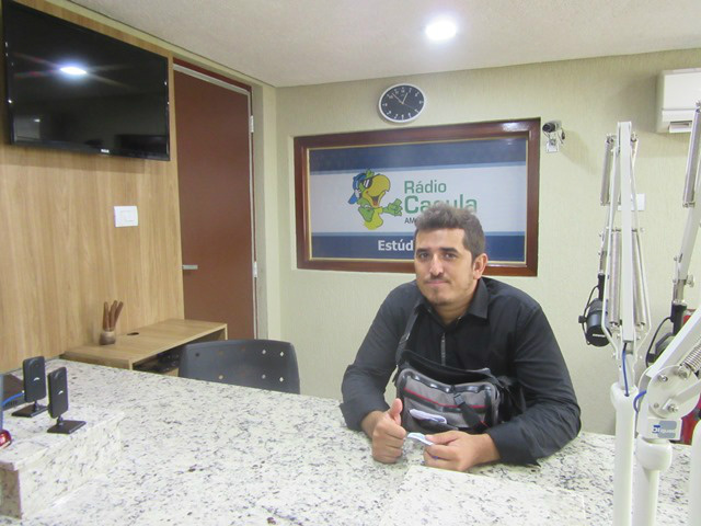 Isaias Proença de Farias, 30 anos, fotógrafo da cidade de Londrina. Foto: Rádio Caçula
