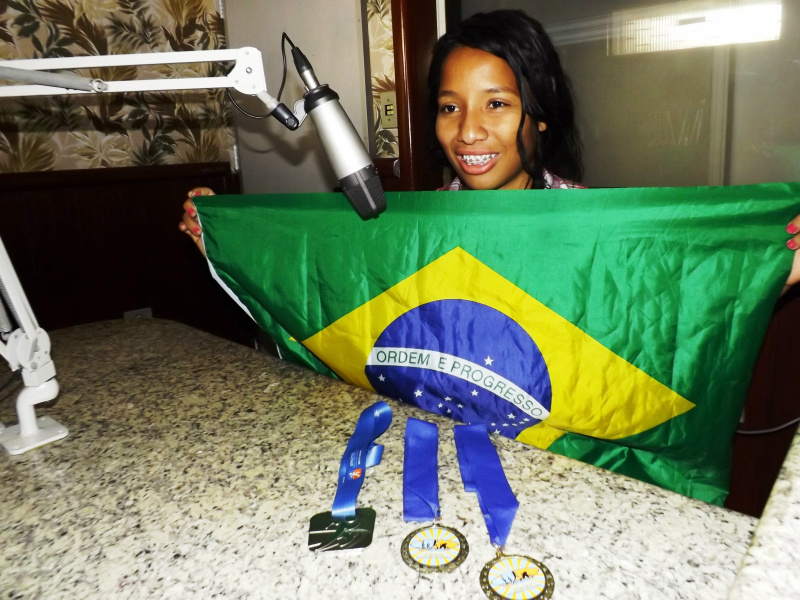 Silvania Costa de Oliveira de 26 anos, atleta medalhista Três-lagoense. Foto: Rádio Caçula