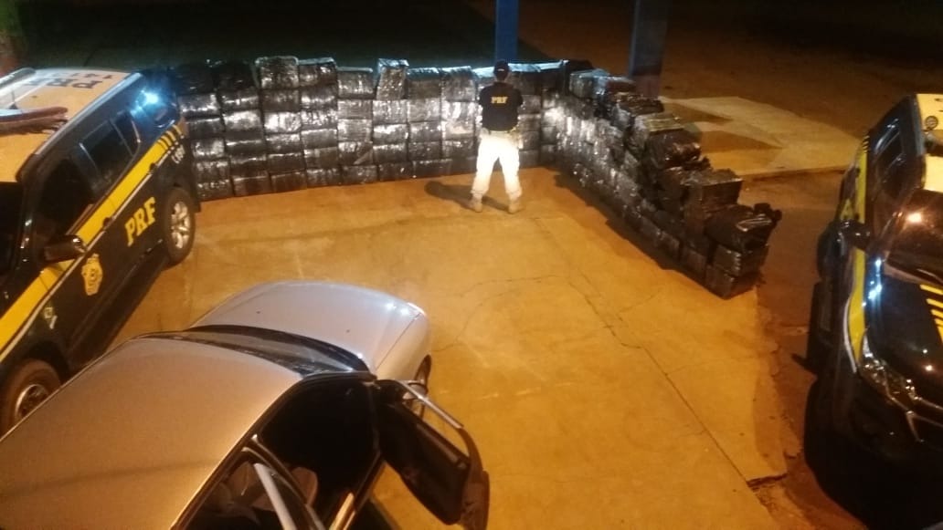 A carga foi avaliada em mais de R$ 4,7 milhões. Foto: Assessoria PRF.