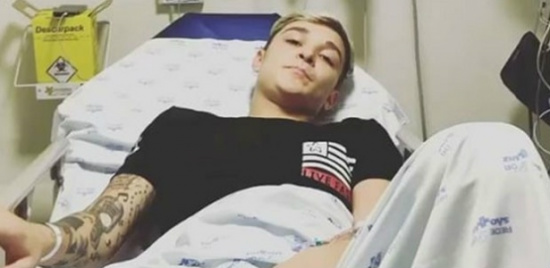 No hospital, MC Gui manda recado para os fãs após ser atropelado por moto em São Paulo- foto: UOL