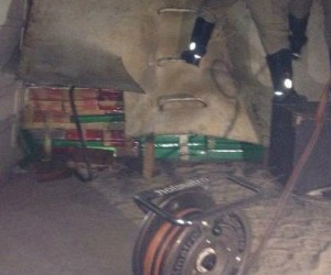 A droga estava escondida num fundo falso (Foto: Divulgação)