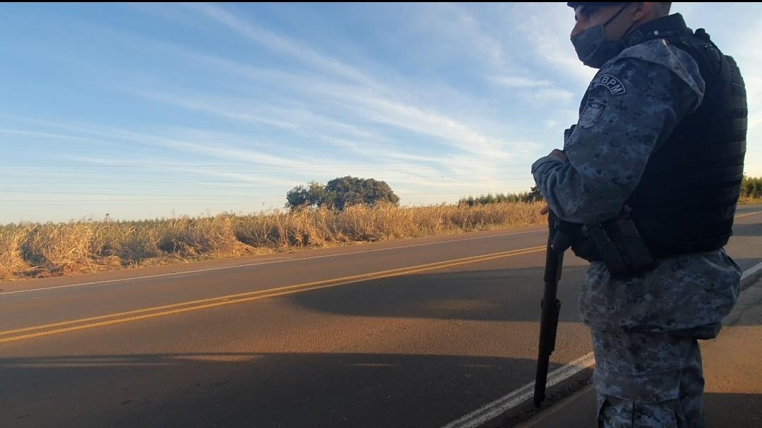 Devido às normativas de Segurança Alimentar do Brasil, a carga deve retornar para a cidade de Sinop (MT), nas próximas horas, onde passará por inspeção sanitária.Foto: Fábio Campos/Rádio Caçula.