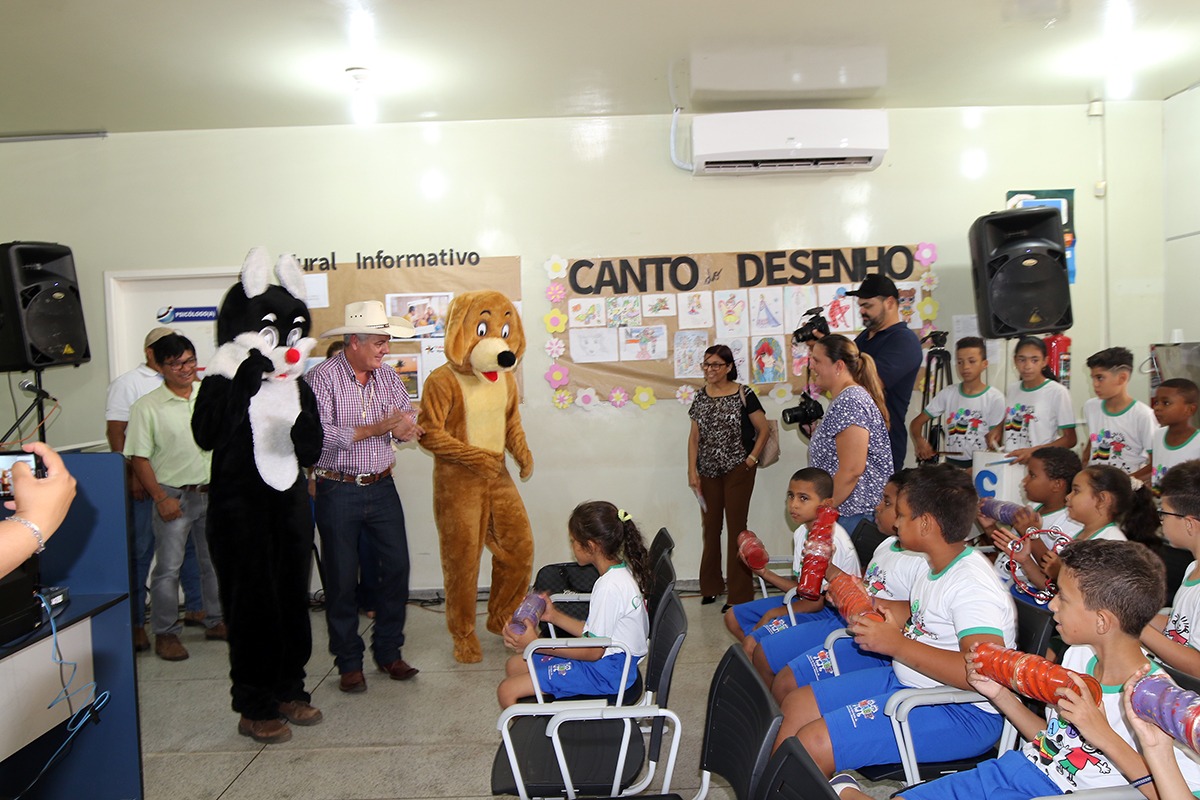 A solenidade foi abrilhantada com apresentações do grupo CRASE Latas. Foto: Reprodução.