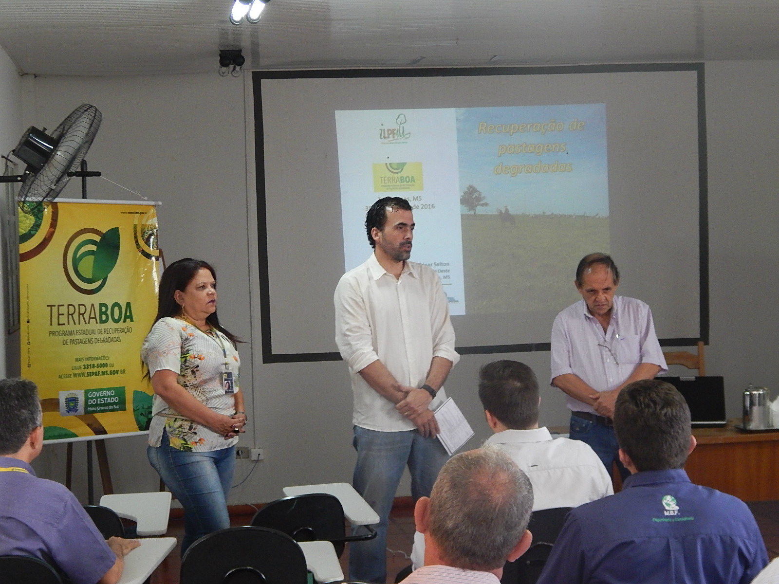 O Sindicato Rural de Três Lagoas está sediando hoje, 30 de novembro, o Seminário Regional – Programa Estadual de Recuperação de Pastagens Degradadas - Terra Boa. 