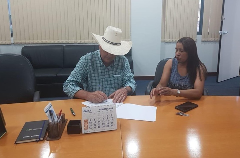 Prefeito Angelo Guerreiro. Foto da página do Facebook.