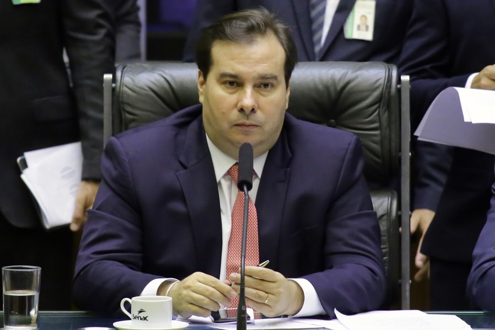 O presidente da Câmara, deputado Rodrigo Maia (DEM-RJ), durante sessão no plenário nesta terça-feira (12) — Foto: Luis Macedo/Câmara dos Deputados.