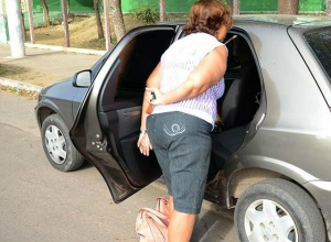 Professora Josefina não entende porque foi vítima de agressão. Fotos: Diário Corumbaense