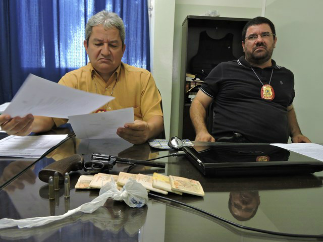 Dr.Ailton Freitas e Dr. Thiago Passos, responsáveis pela investigação em Três Lagoas. Foto: Rádio Caçula