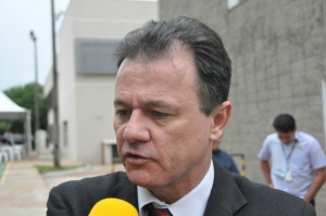 Superintende da PF foi ao TRE detalhar ocorrências do 2º turno (Foto: Marcelo Calazans)