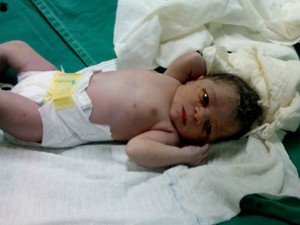 Anny Gabrielly nasceu com 2,6 quilos e 45 cm(Foto: Valdinei de Lima Ferreira/Arquivo pessoal)