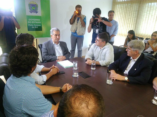 Anúncio foi feito em entrevista coletiva pelo governador - Foto: Gabriela Couto / Correio do Estado