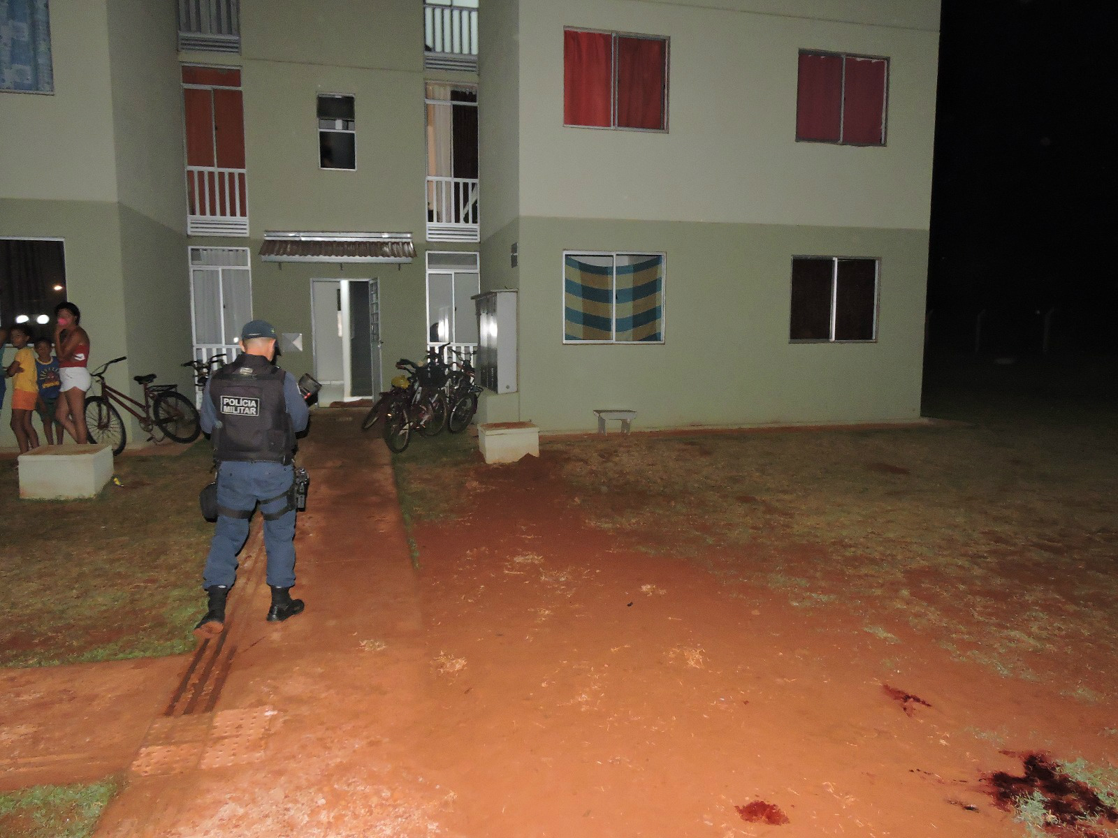 A Polícia Militar esteve no local, o suspeito fugiu. Foto: Divulgação Whatsapp