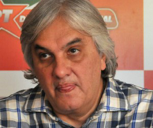 Delcídio não conseguiu explicar envolvimento de seu nome nas denúncias de corrupção (Foto: Externa: Gerson Oliveira / Interna: Álvaro Re)
