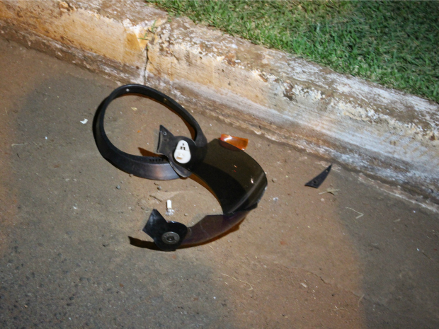 Motociclista morreu no local do acidente (Foto: Adriel Mattos/G1 MS)