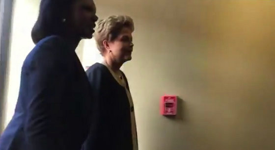 Brasileiro ainda disse que pessoas como a presidente Dilma deveriam morrer - Foto: Reprodução