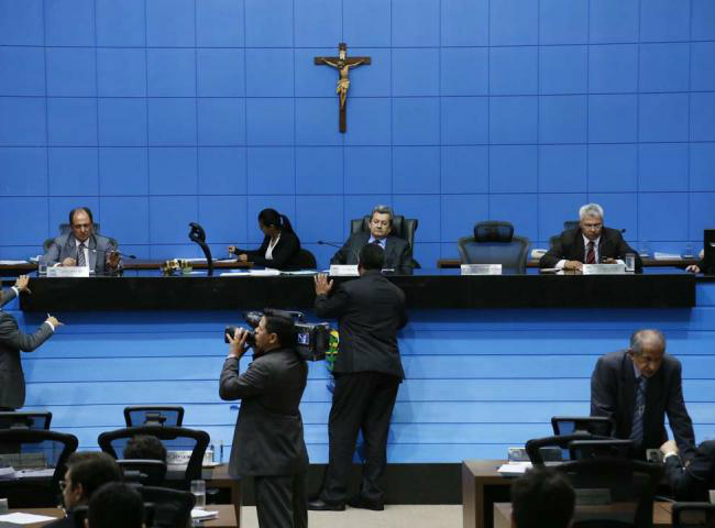 Projeto destina 20% e 3%, respectivamente, para negros e índios (Wagner Guimarães e Victor Chileno - ALMS)