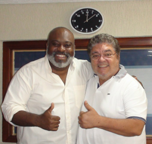 Renée e o jornalista Romeu de Campos