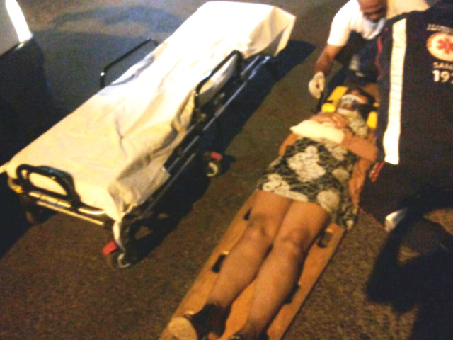 Vítima foi socorrida pelo Samu. (Fotos: Rádio Caçula).